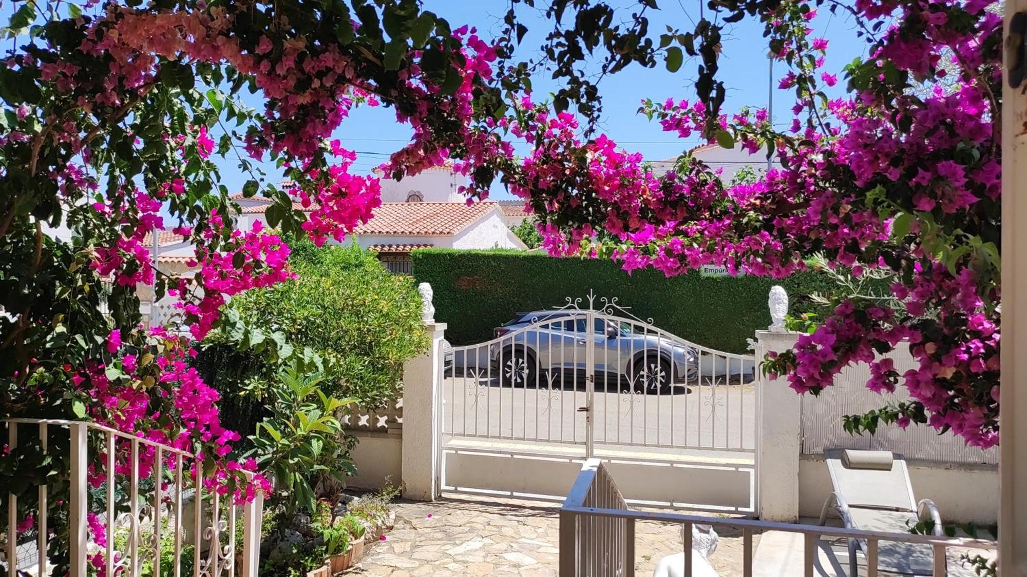 Villa Leones Empuriabrava Esterno foto